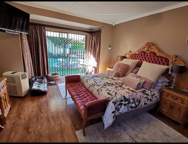 4 BEDROOM HOUSE FOR SALE IN VAALPARK